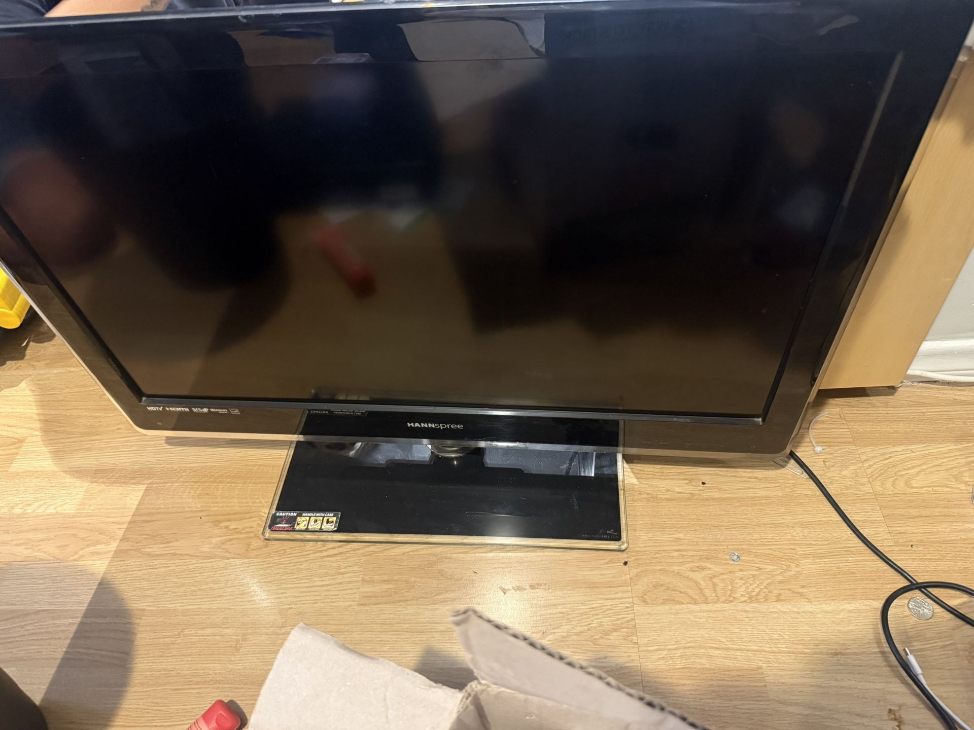 Tv Monitor With Remote 
