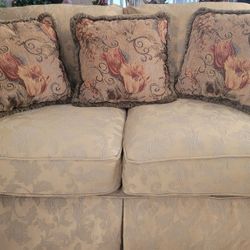 Soft Gold Damask Sofa Loveseat 3 Decorative Accent Pillows