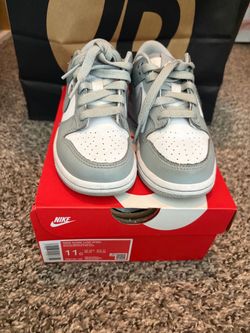 Nike Dunk Low size 11C