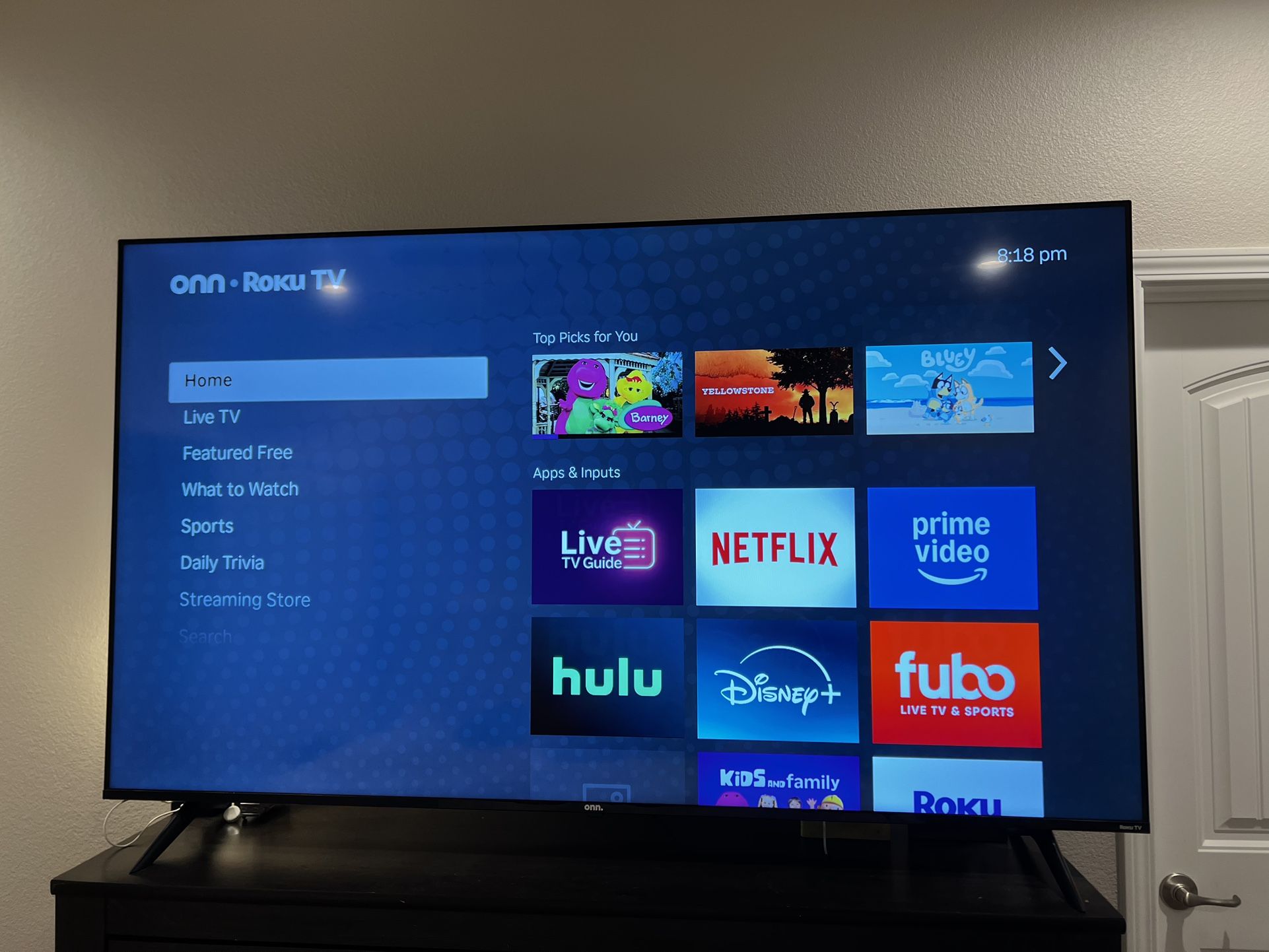 Onn Roku TV 75”