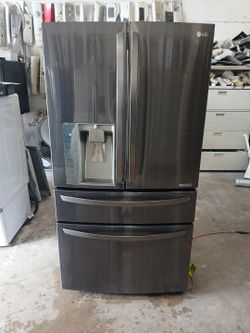 beautiful smart fridge LG
