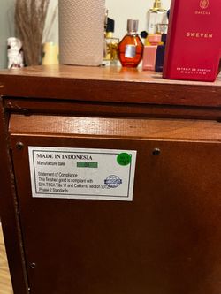 Set of mid century night stands