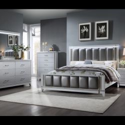 Queen Bedroom Set