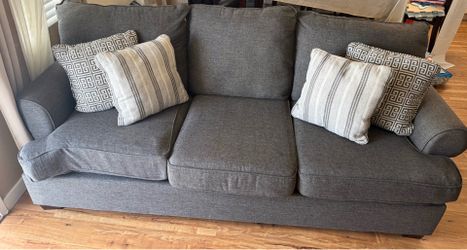 FREE COUCH