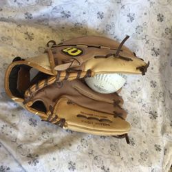 Wilson Fast pitch Softball Glove Size Adult 12.5”