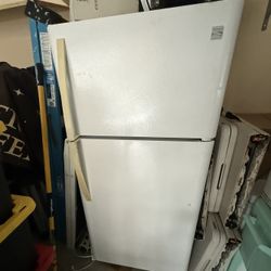 Refrigerator Kenmore