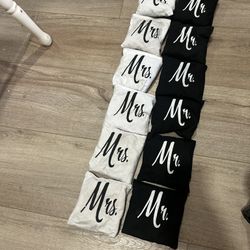 Mr & Mrs cornhole bags for wedding