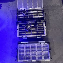 2 Husky Cantilever Organizer