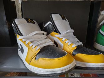 Air Jordan Retro High OG Yellow Ochre Size 8