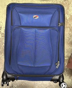 american tourister check in luggage