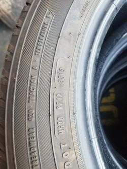 Used tires 225 55 17 $220