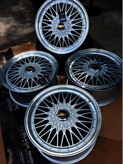 4 NEW 18x8.0J BBS Silver Mesh Rims Wheels Set
