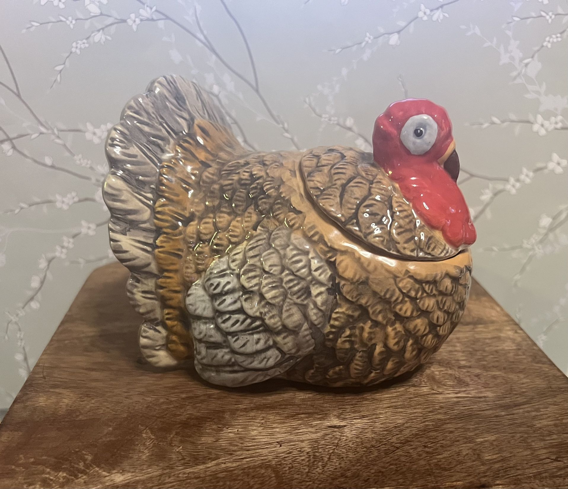 Beautiful ceramic turkey