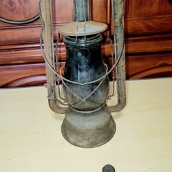 Vintage DIETZ MONARCH NY USA LAMP Lantern Kerosene Oil