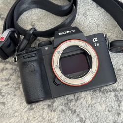 Sony A7 III Full Frame Mirrorless Camera (Body only)