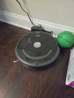 Roomba Vacuum