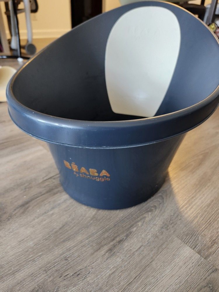 Beaba Infant Bathtub
