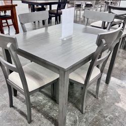 Bonito Comedor De Madera Nuevo En Su Caja 