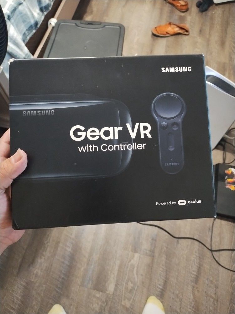 Samsung Gear VR with Controller