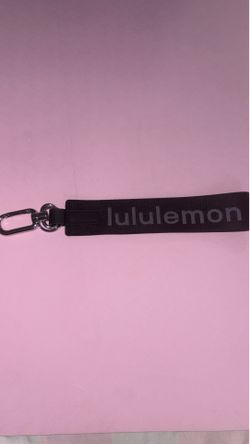 Lululemon black keychain