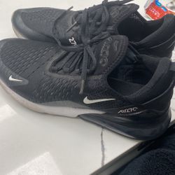 Nike Air Max 270