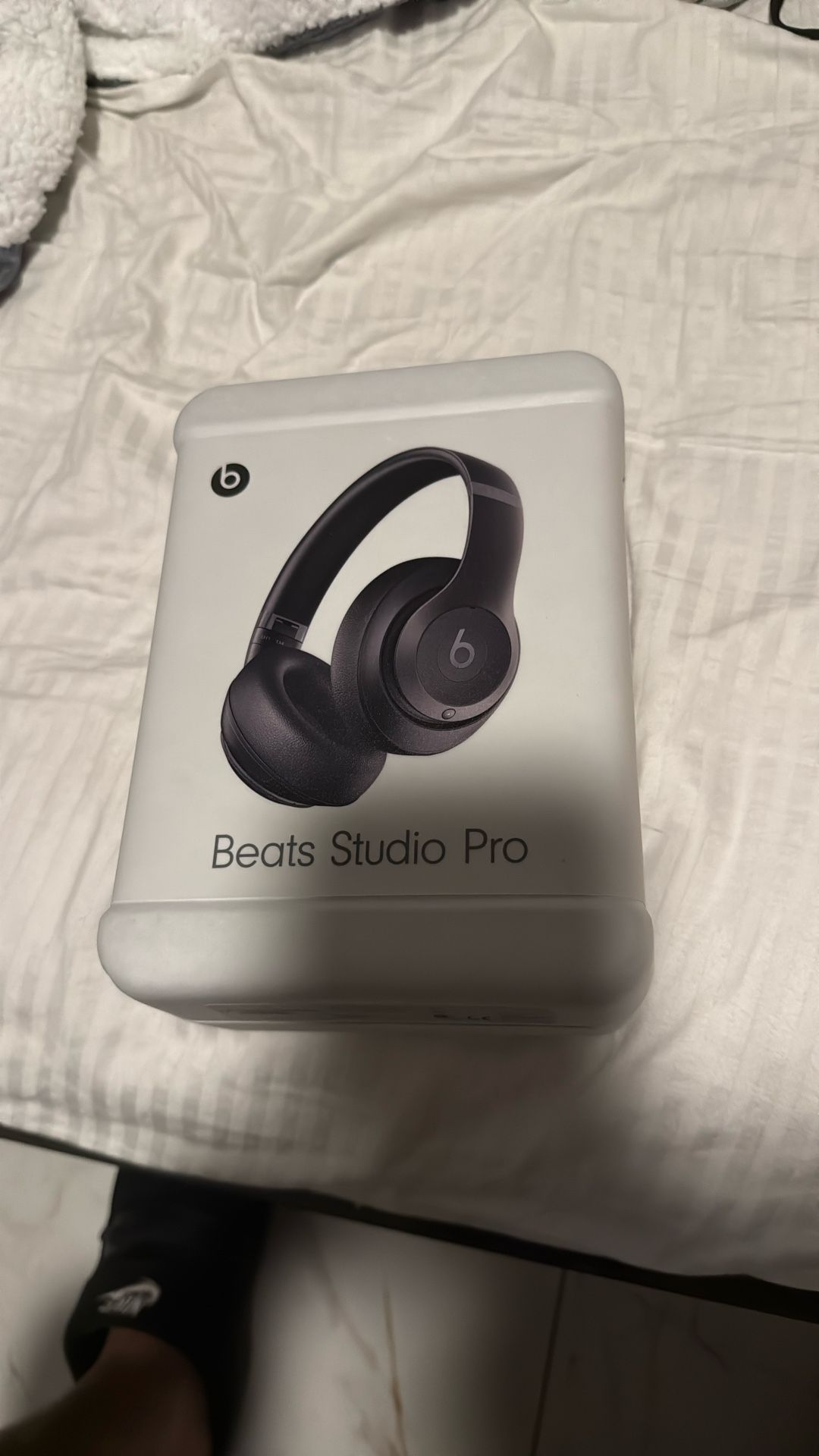 Beats Studio Pro