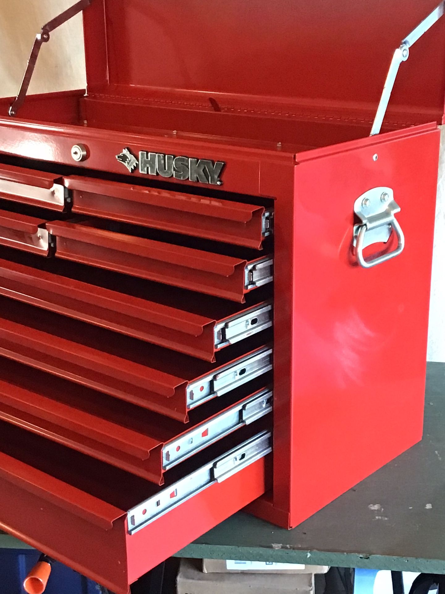 Husky Upper Tool Chest 8 - Drawers