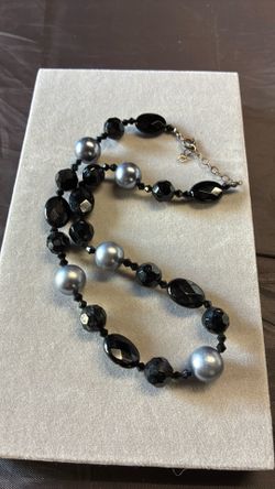 Vintage 1920s SpeakEasy Bobo black stone necklace