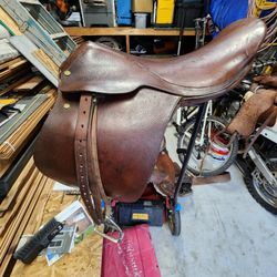 Saddle