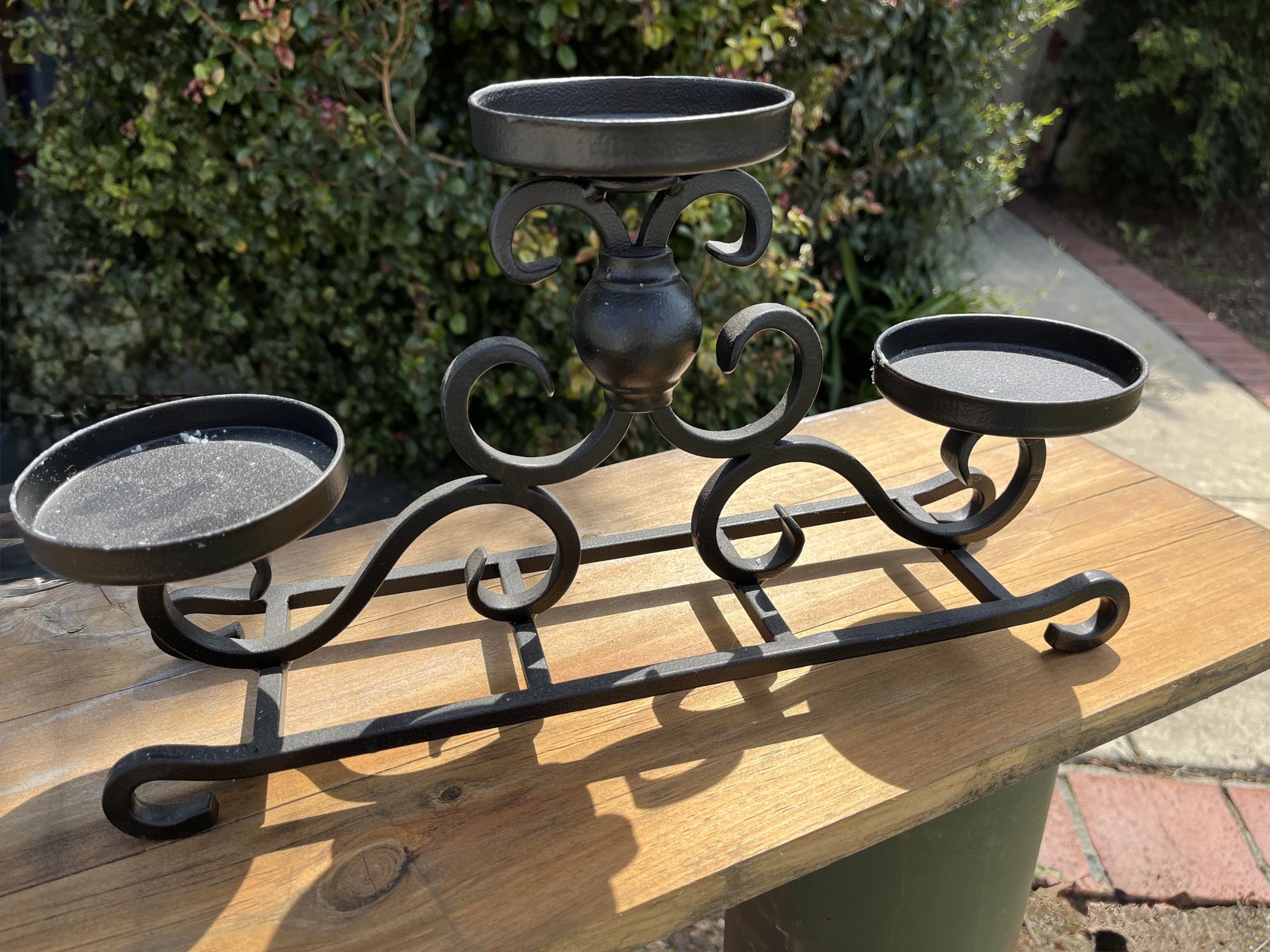 Black Rod Iron Candle Holder