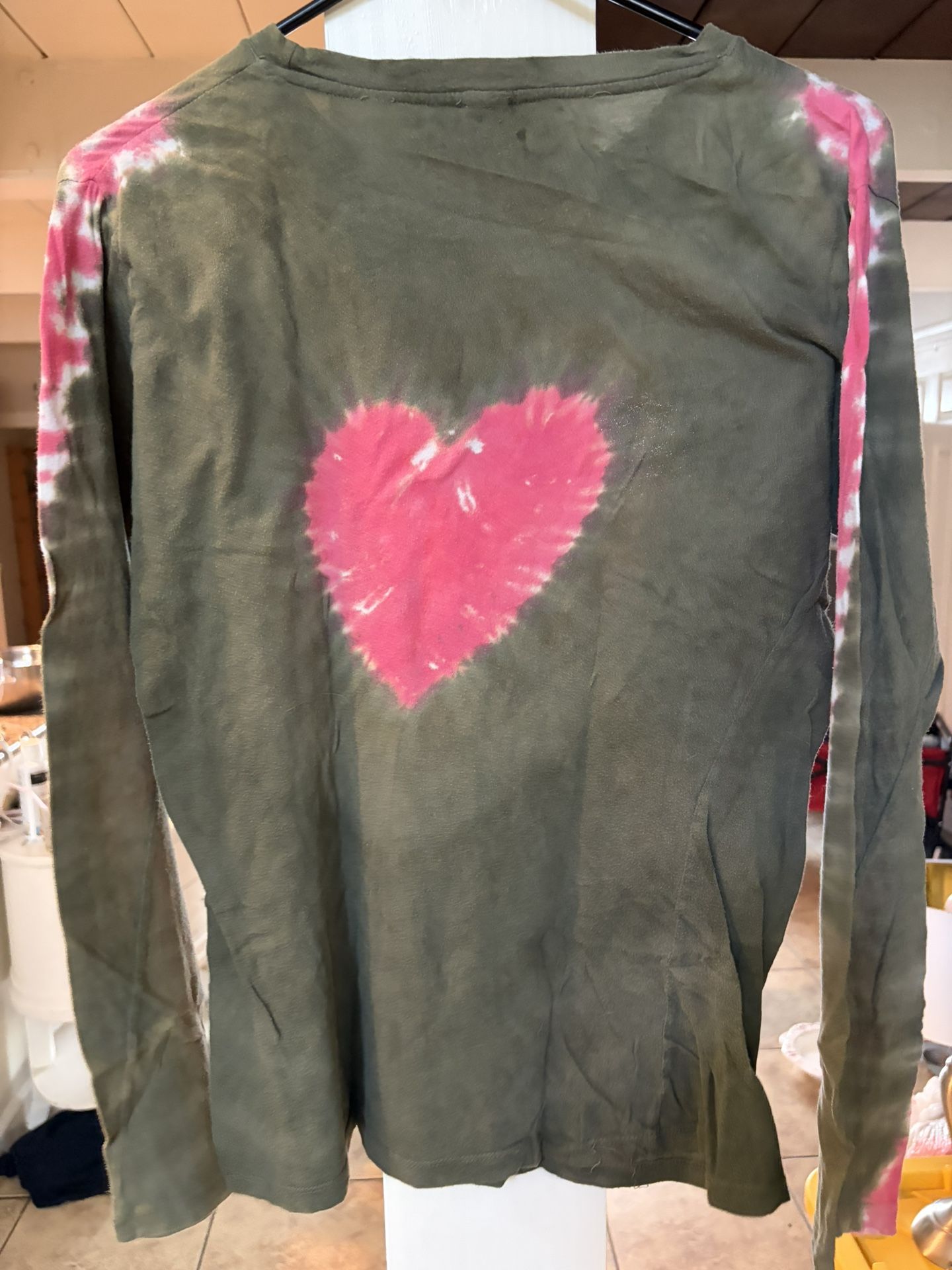 Women’s Tie Dye Shirt