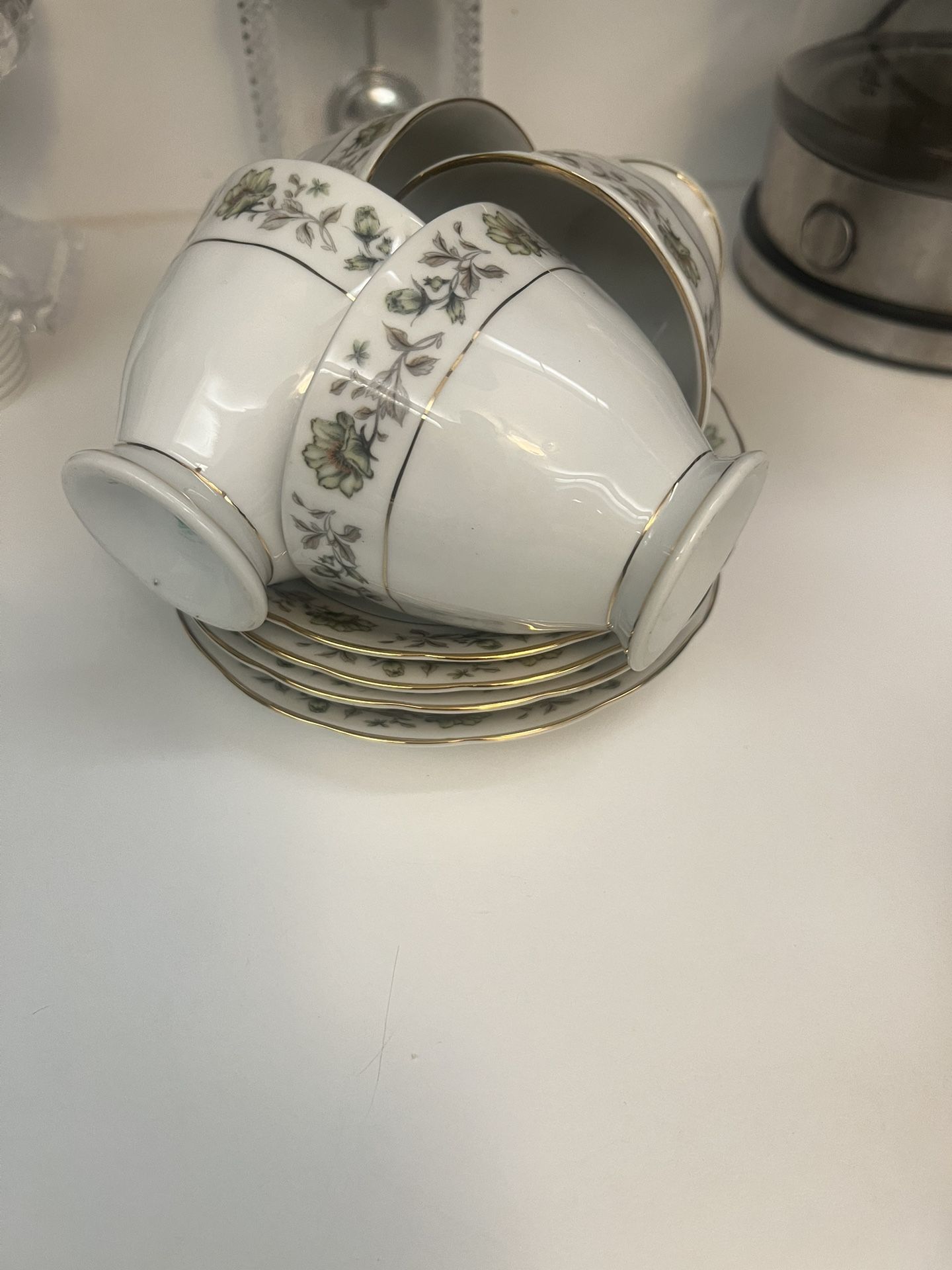 China Set Cups And Saucers