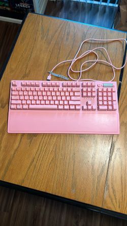 Pink Razer Black Widow V3