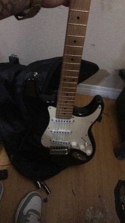 Behringer Guitar