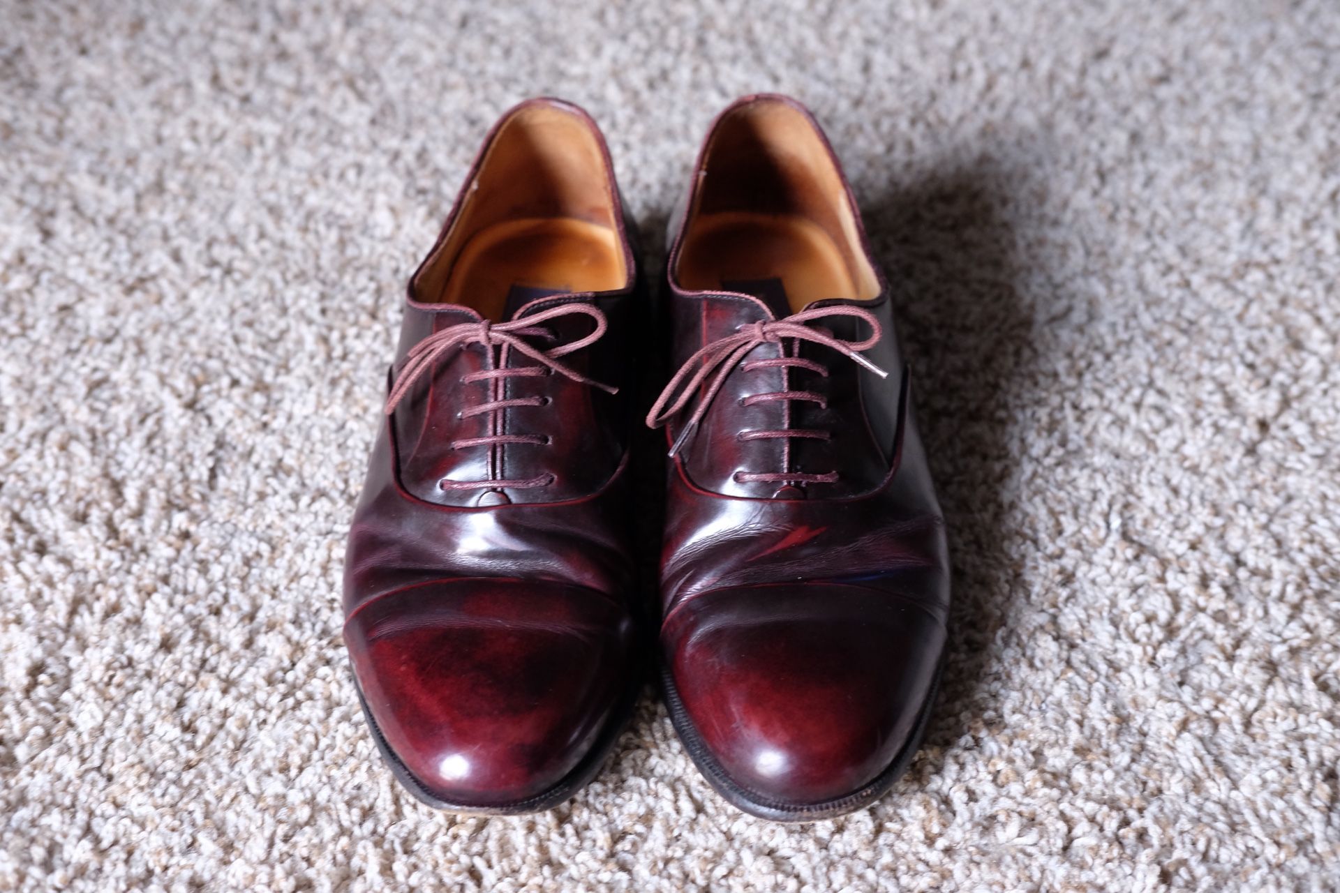Distressed Leather Burgundy Oxfords (Men