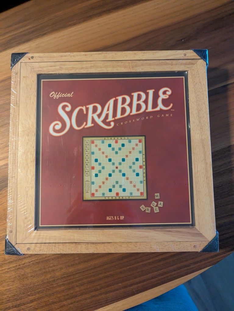 Parker Brothers SCRABBLE Board Game in Wooden Box Nostalgia Game Series - New