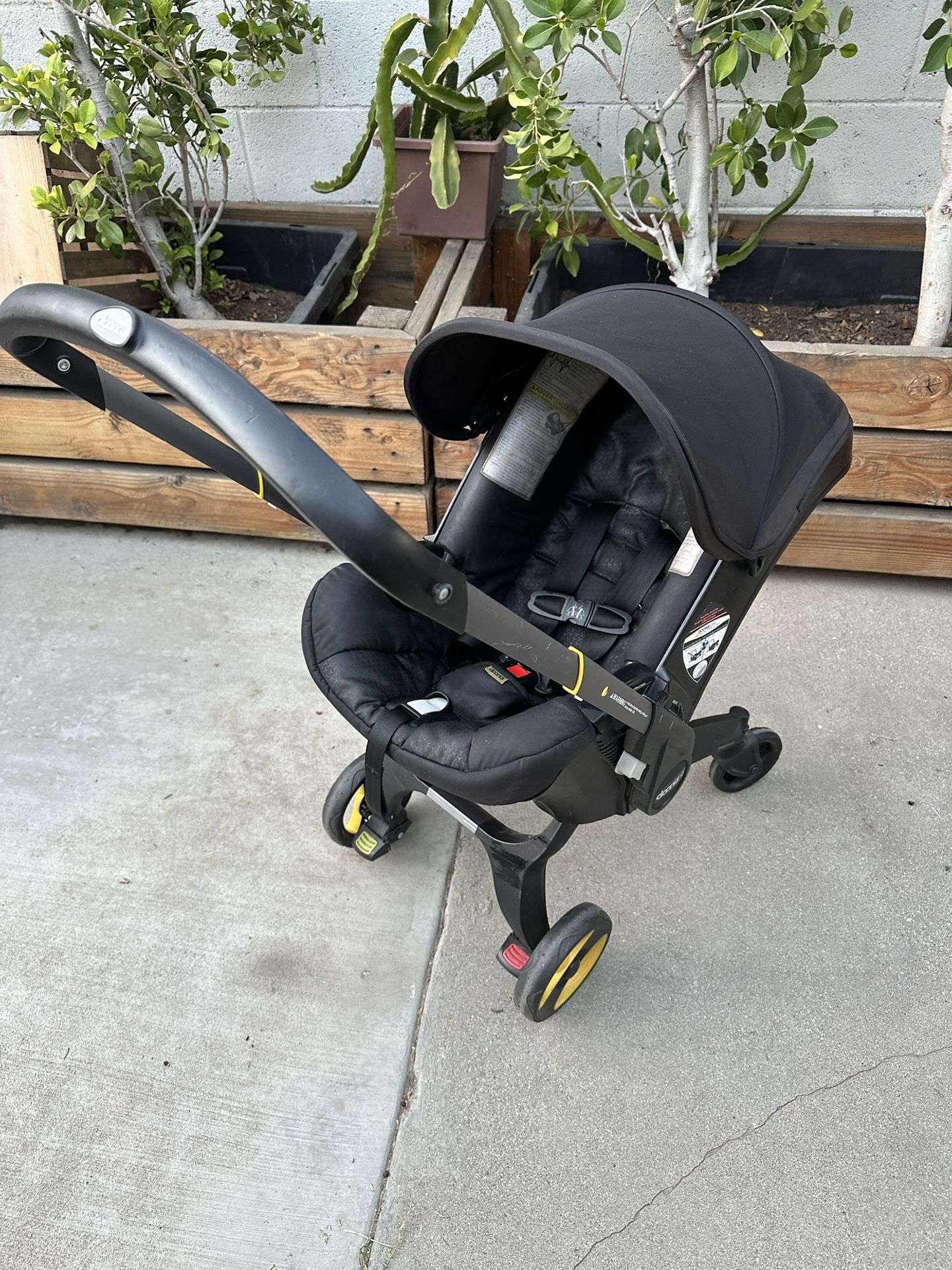 Doona stroller Black