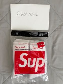Supreme socks