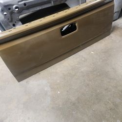 2015-2019 Chevy Silverado 2500 HD Tailgate