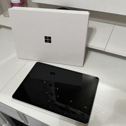 Microsoft Surface Pro 12” 1st Edition 