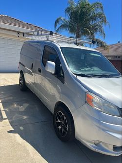 2014 Nissan