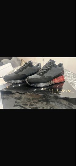 Mallet sneakers size 8 man size