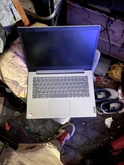 Lenovo ideapad slim 3.