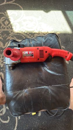 Milwaukee 5460 7-9” Power Polisher max speed 1750