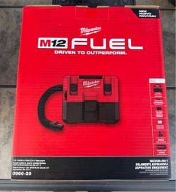 Vacuum 1.6 Gallon Wet/Dry FUEL Milwaukee M12