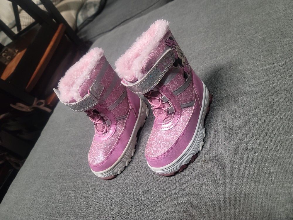 Minnie Mouse Snow Boots
