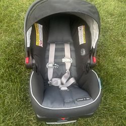 Infant Car seat 