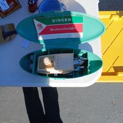 Vintage Singer Buttonholer