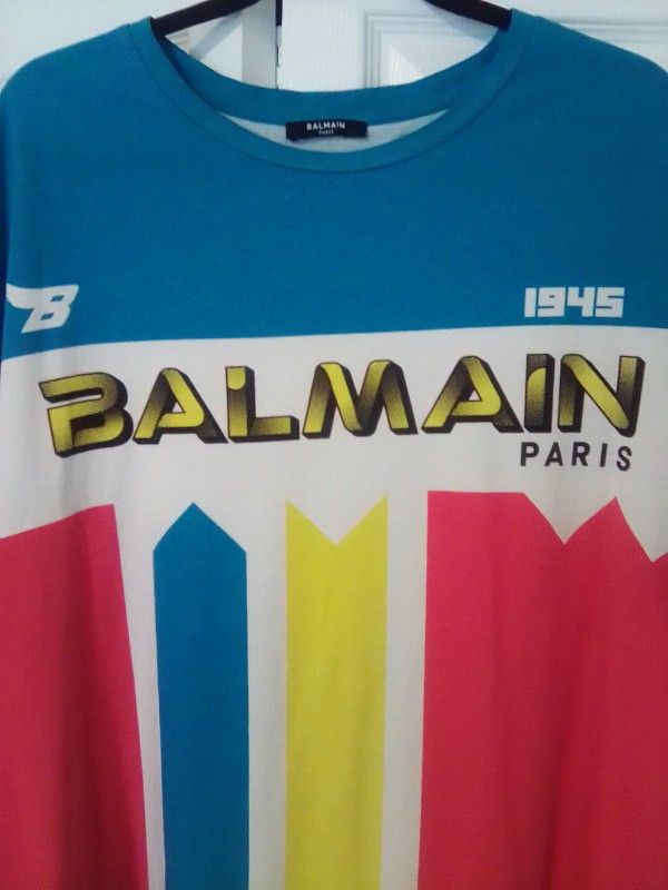 Authentic BALMAIN Tshirt -XL