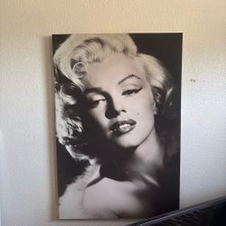 Marilyn Monroe black-and-white wall art